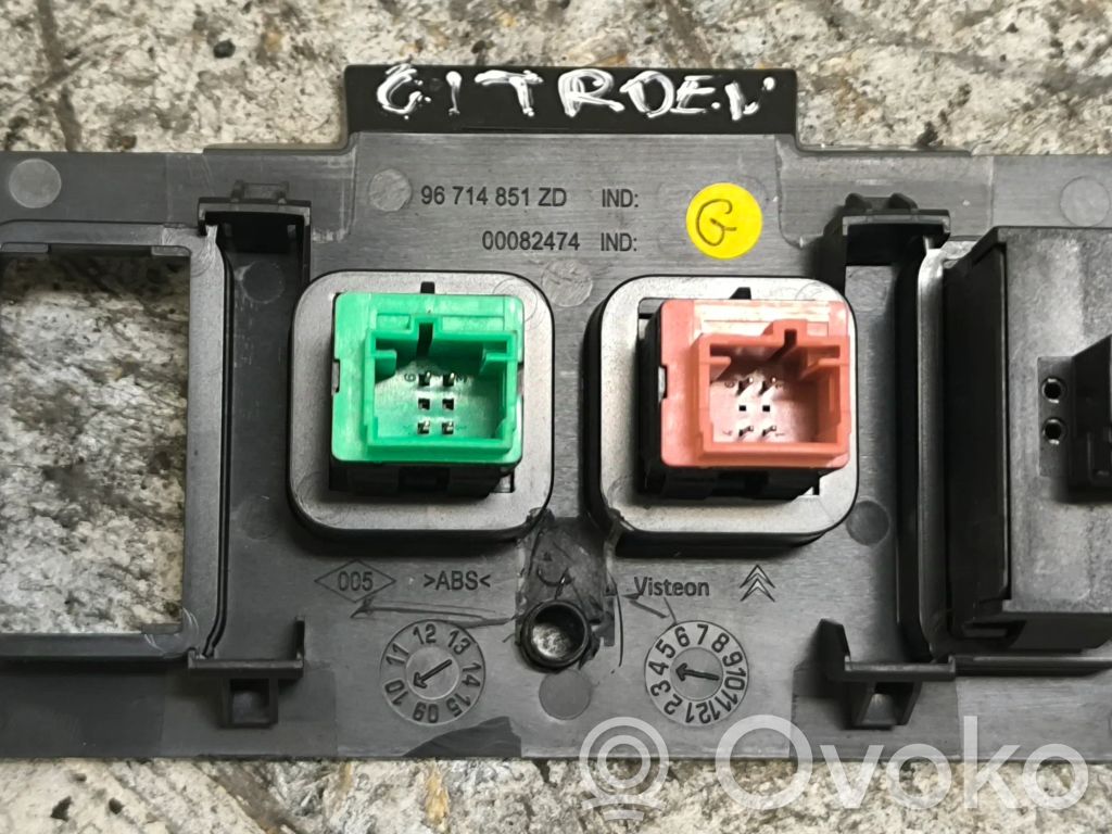 Citroen C4 II Headlight level height control switch 