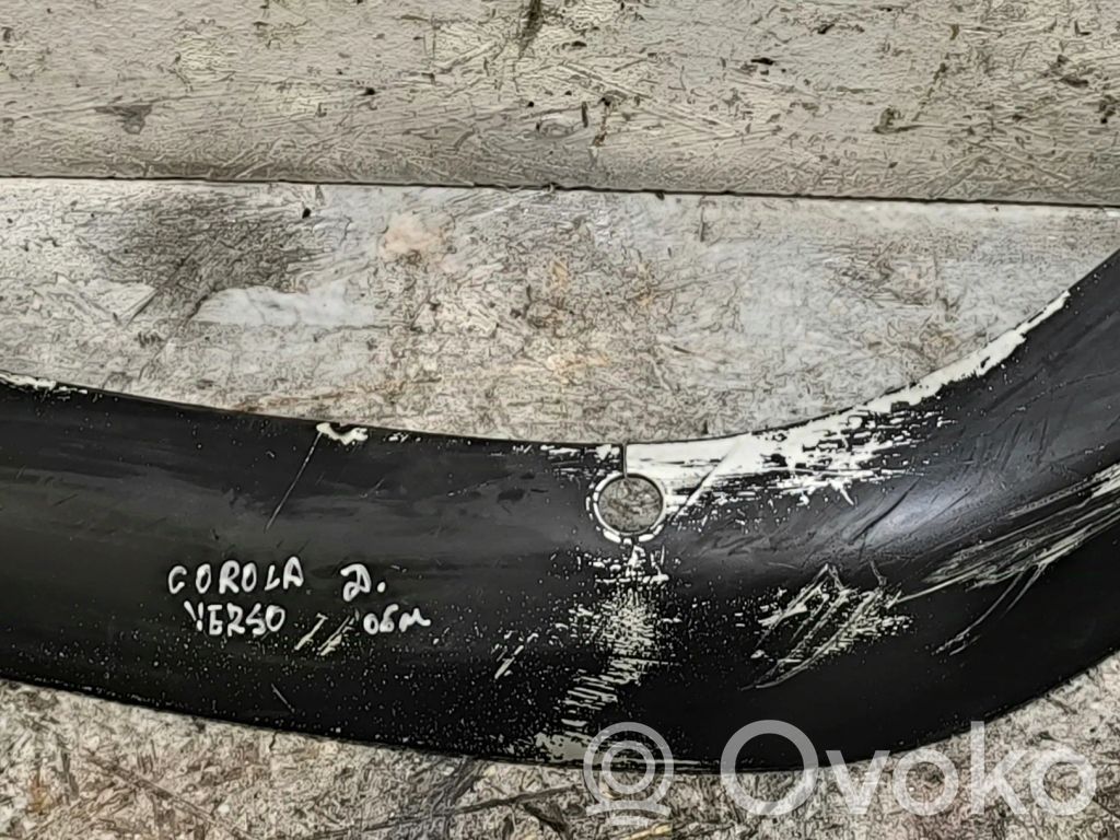 Toyota Corolla Verso AR10 Front bumper lip 
