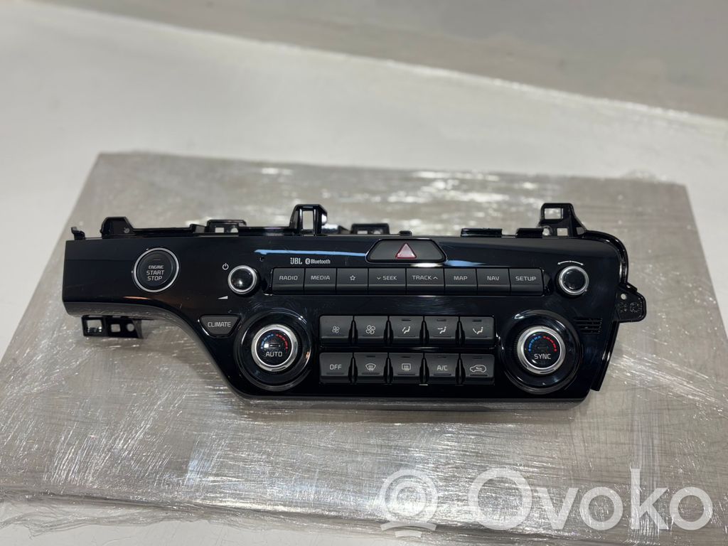 KIA Sportage Climate control unit 