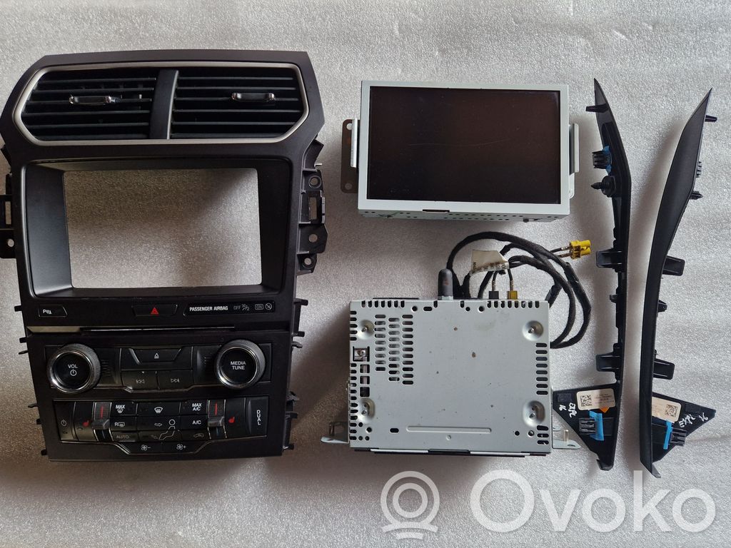 Ford Explorer V Screen/display/small screen 