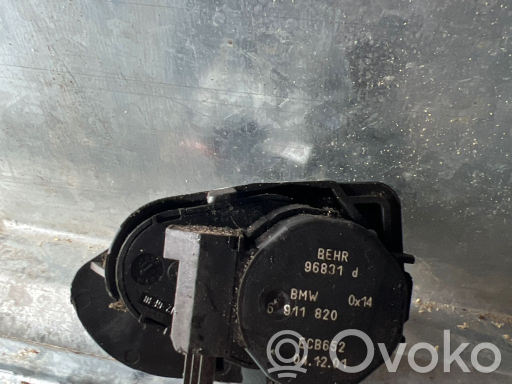 BMW 7 E65 E66 Oro sklendės varikliukas 