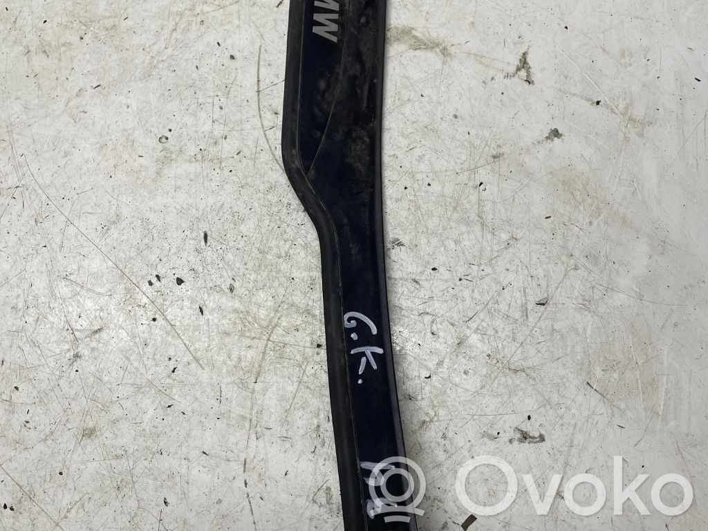 BMW 3 E90 E91 Side skirt rear trim 