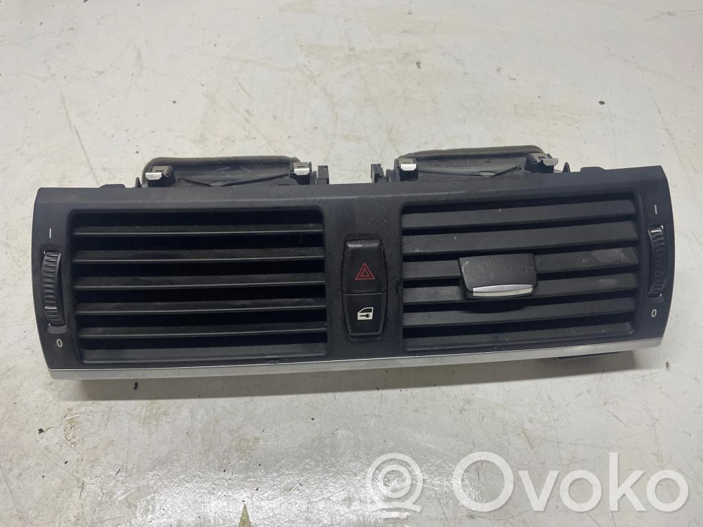 BMW X5 E70 Centrinės oro grotelės 