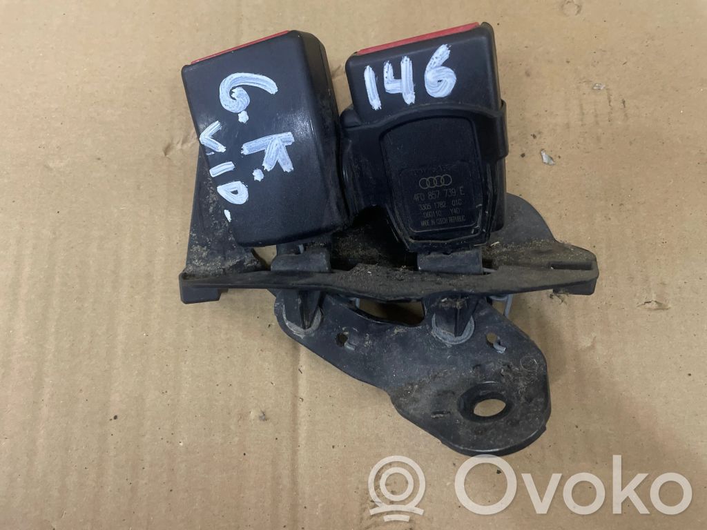 Audi A6 S6 C6 4F Middle seatbelt buckle (rear) 