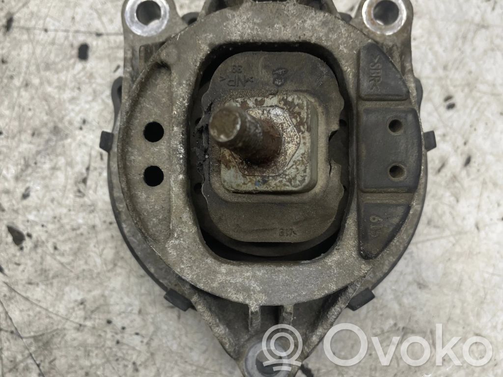 BMW 3 F30 F35 F31 Engine mount bracket 