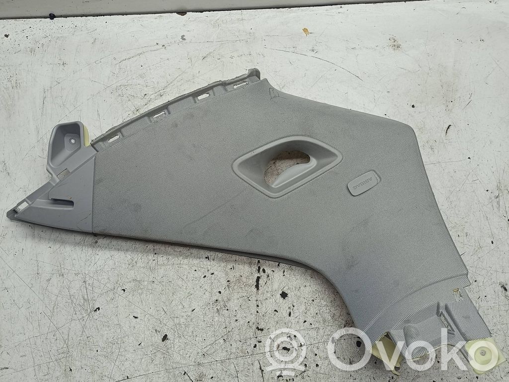 Audi Q7 4M (D)pillar trim (top) 