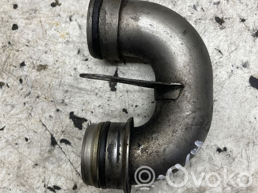 Nissan Navara D40 Engine coolant pipe/hose 