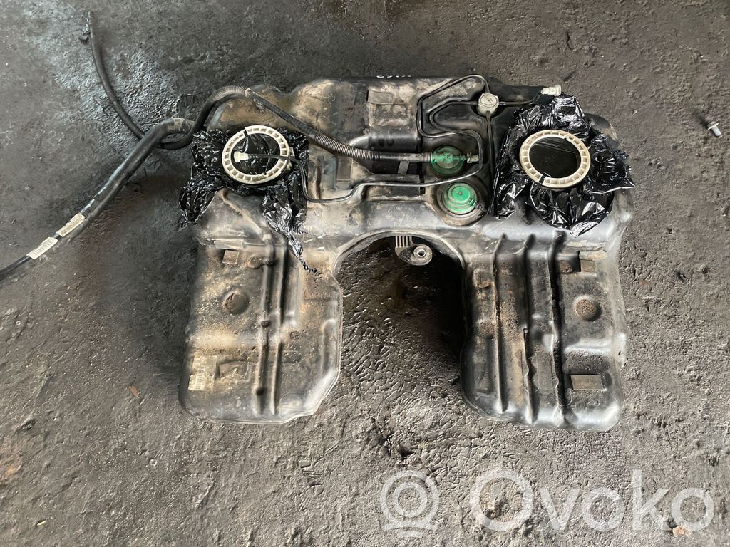 BMW X6 E71 Fuel tank 