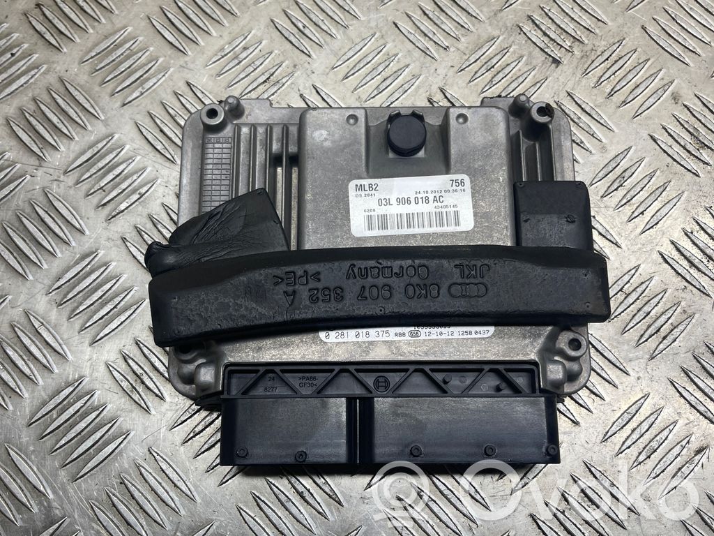 Audi A4 S4 B8 8K Engine control unit/module 
