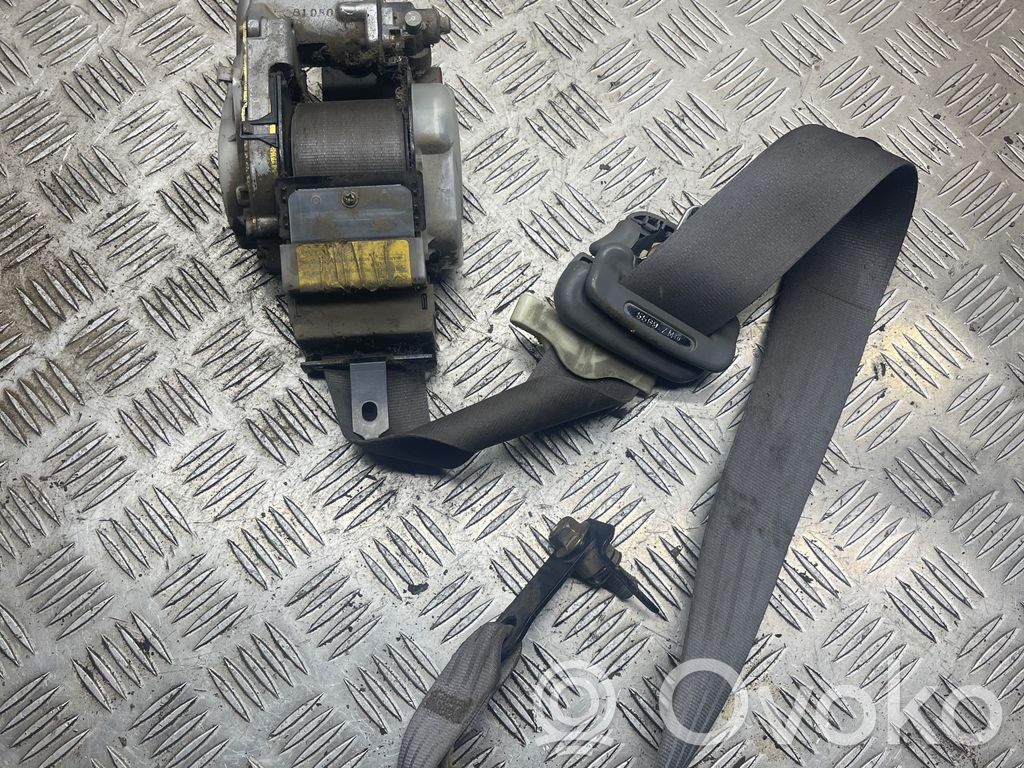 Subaru Forester SF Cinturón delantero 