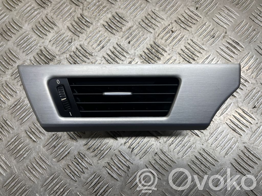 BMW 3 E90 E91 Šoninės oro grotelės 