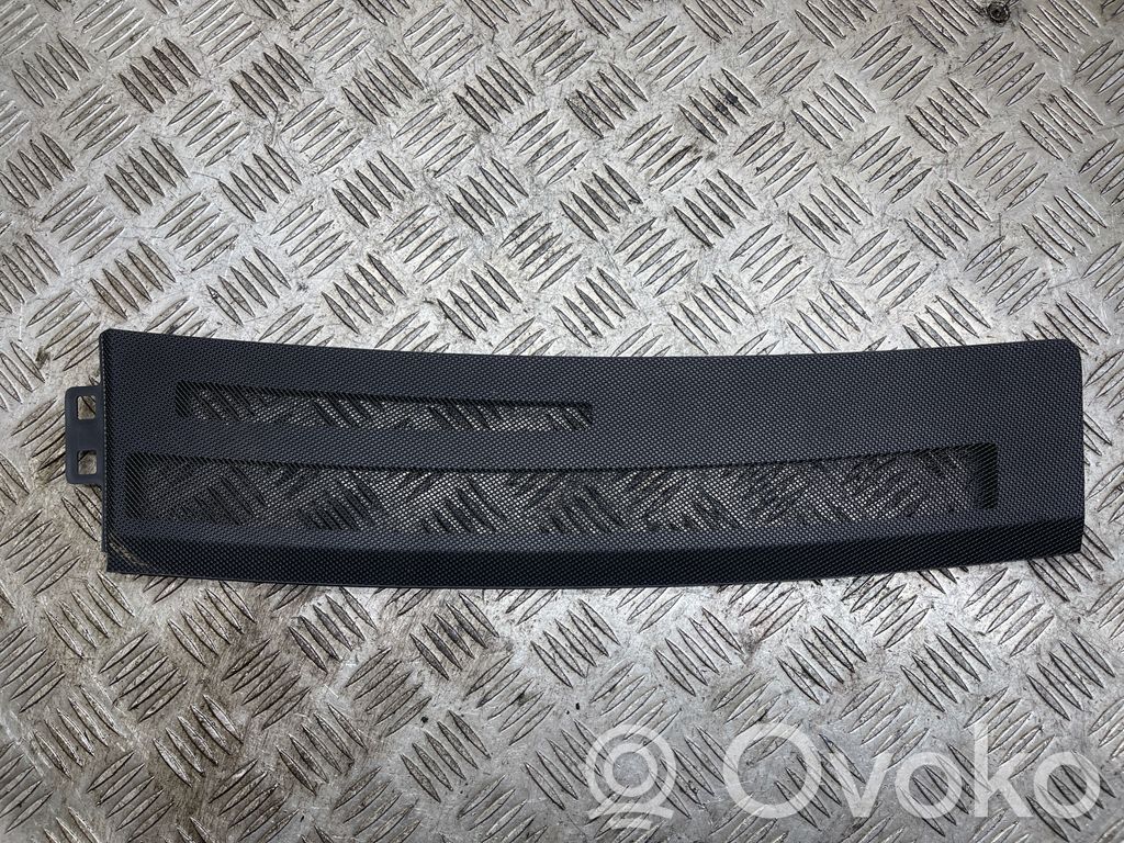 Mercedes-Benz CLS C218 X218 Centrālā skaļruņa dekoratīvā apdare 
