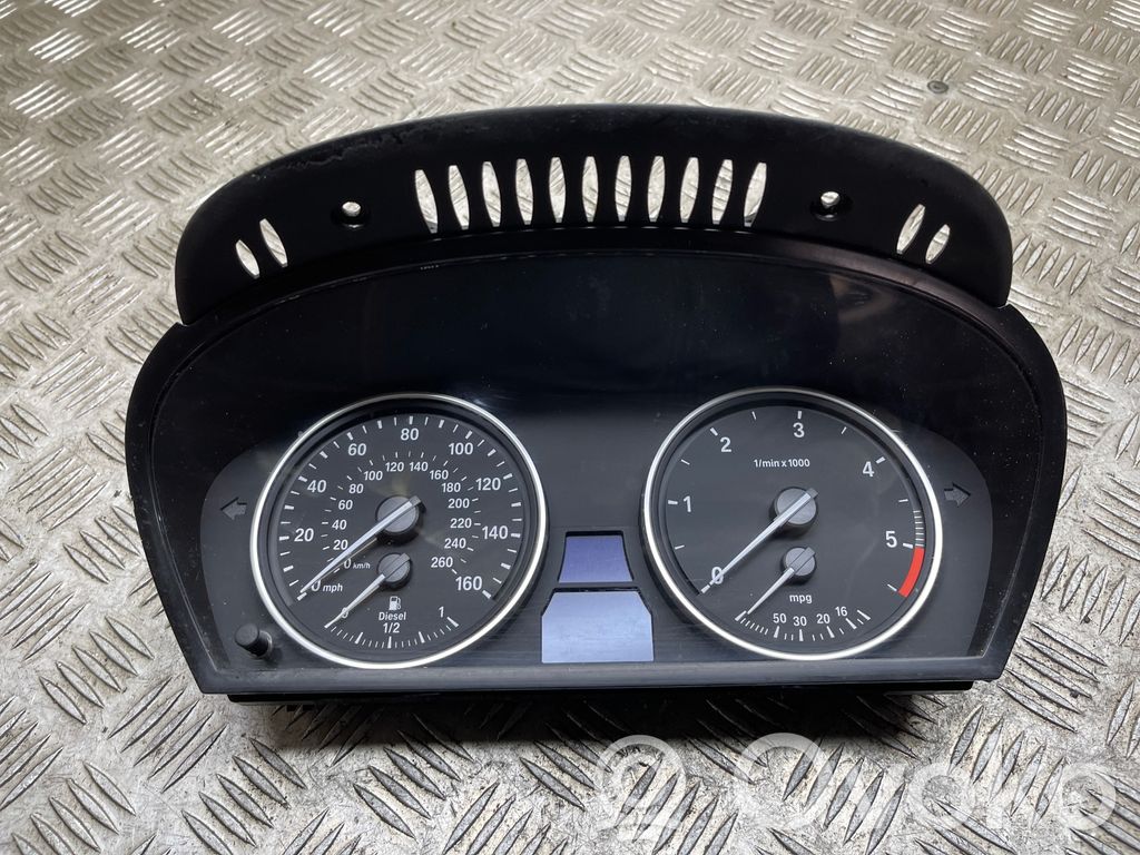 BMW X5 E70 Speedometer (instrument cluster) 