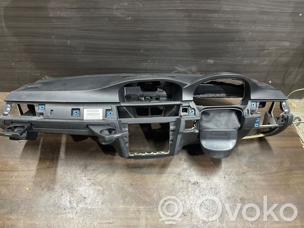 BMW 3 E90 E91 Панель 