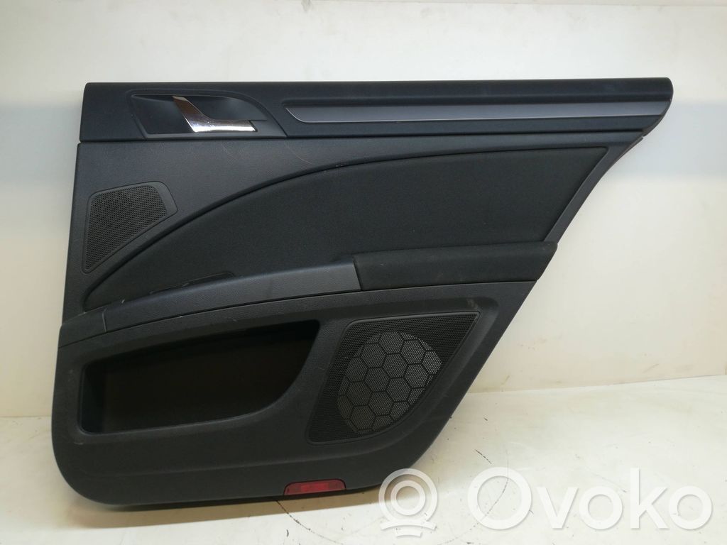 Skoda Superb B6 (3T) Boczki / Poszycie drzwi tylnych 