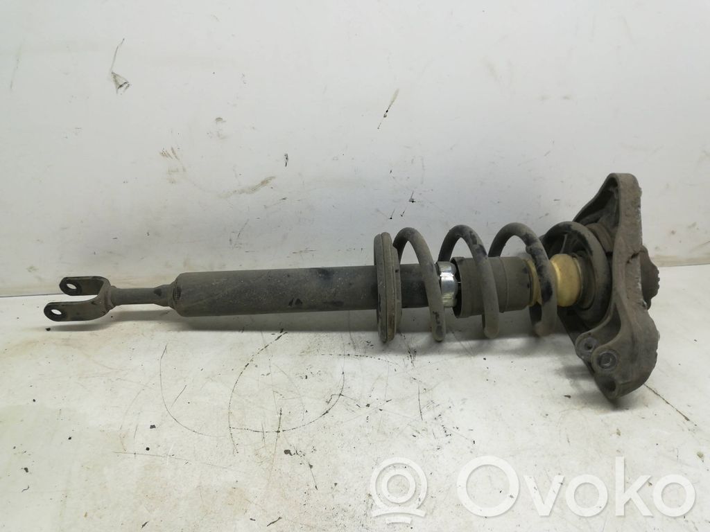 Audi A4 S4 B7 8E 8H Etuiskunvaimennin kierrejousella 