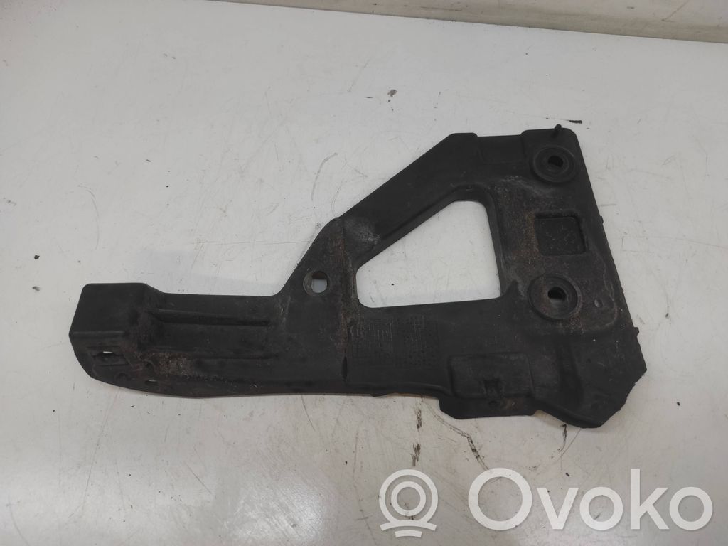 Audi A6 S6 C6 4F Front bumper mounting bracket 