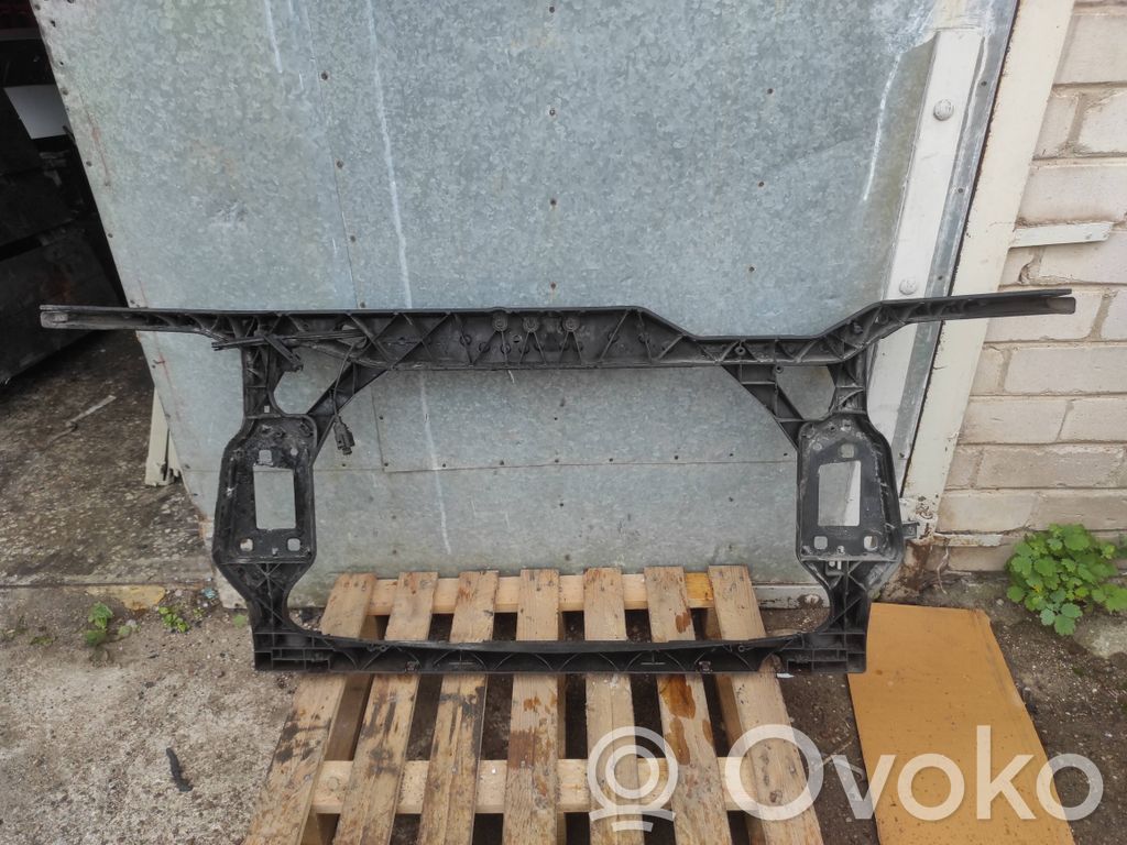 Audi A4 S4 B8 8K Radiatoru panelis 