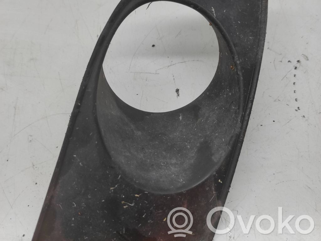 Kratka dolna zderzaka przedniego   7M5853684A,D7BWA,YM2117B968EAW