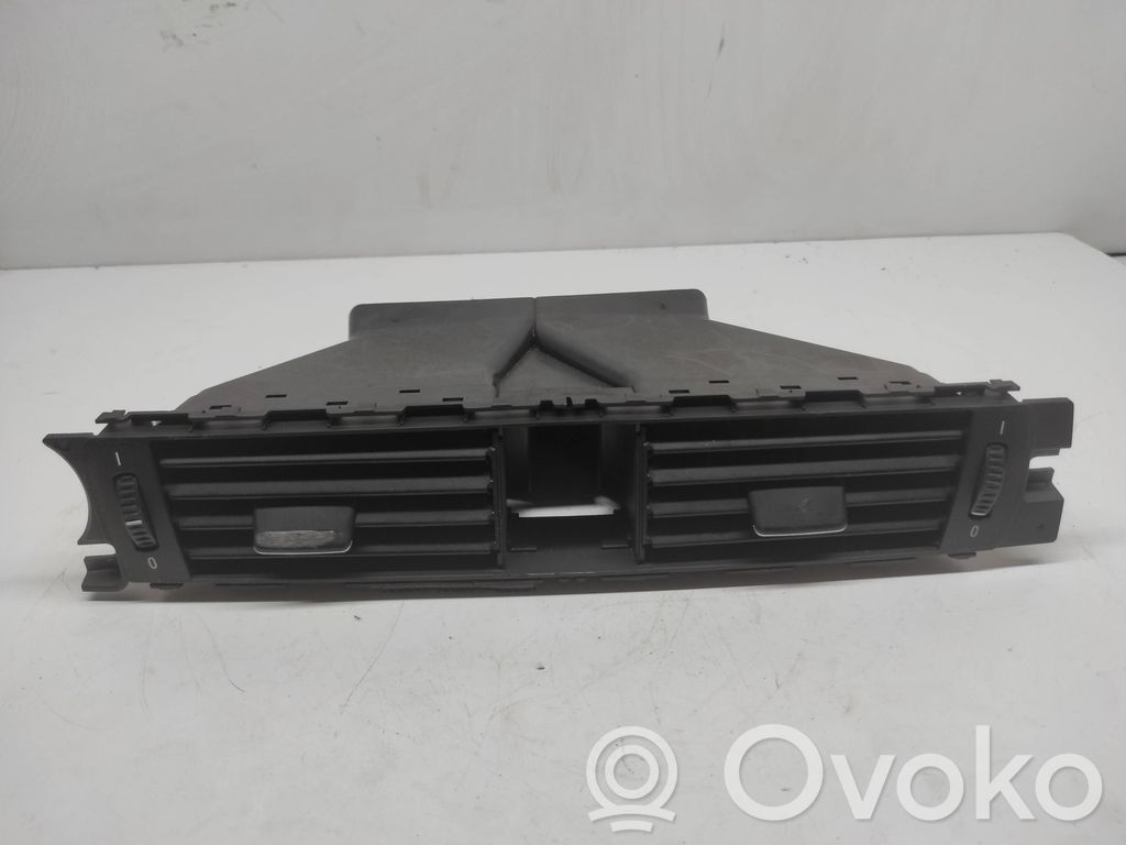 BMW 3 E90 E91 Centrālais gaisa ventilācijas režģis 