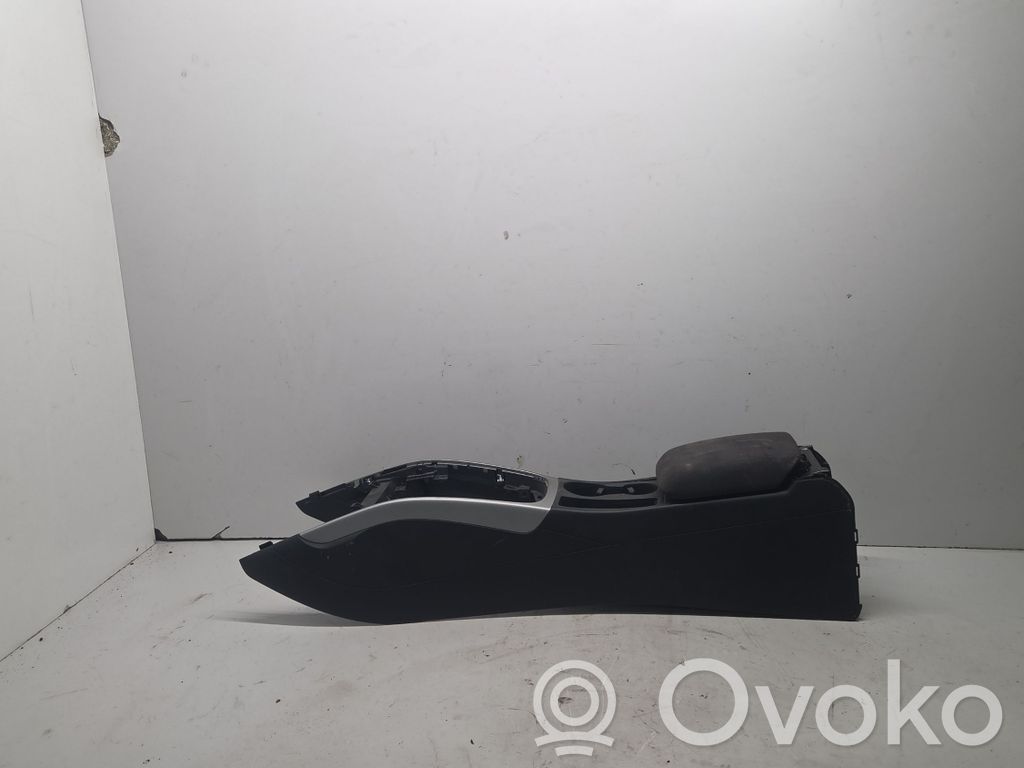 Audi A4 S4 B7 8E 8H Center console 