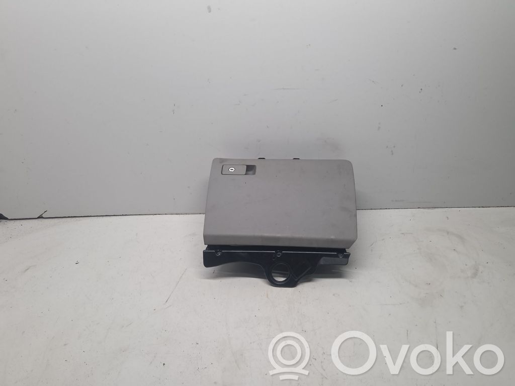 Volkswagen PASSAT B6 Daiktadėžė 
