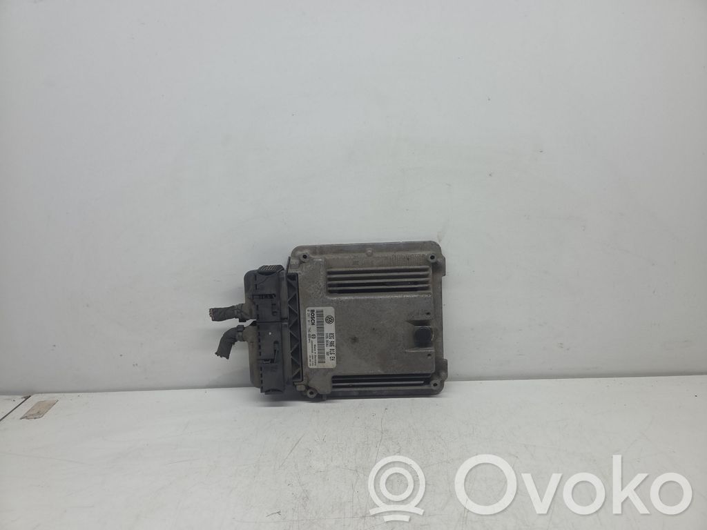 Volkswagen Touran I Engine control unit/module 