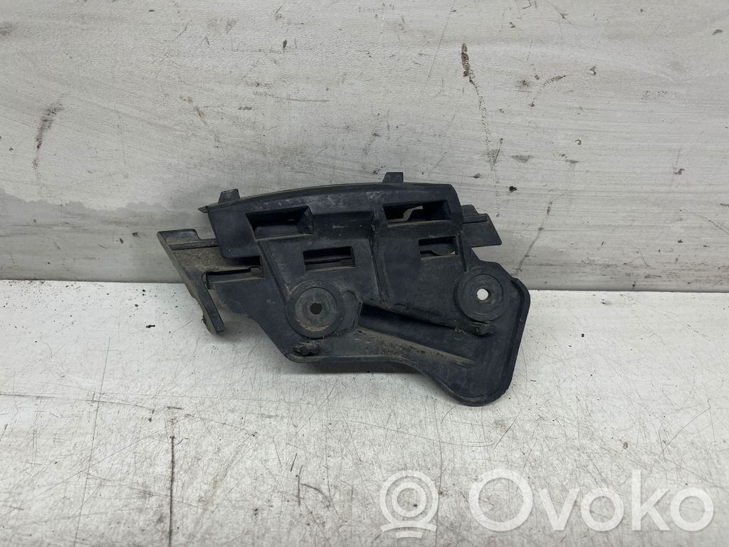 Volkswagen Golf Plus Front bumper mounting bracket 