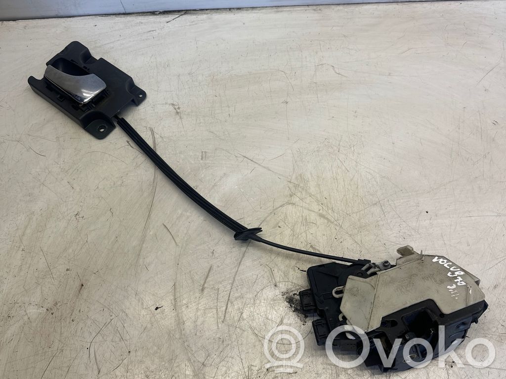Volvo S70  V70  V70 XC Takaoven lukko 