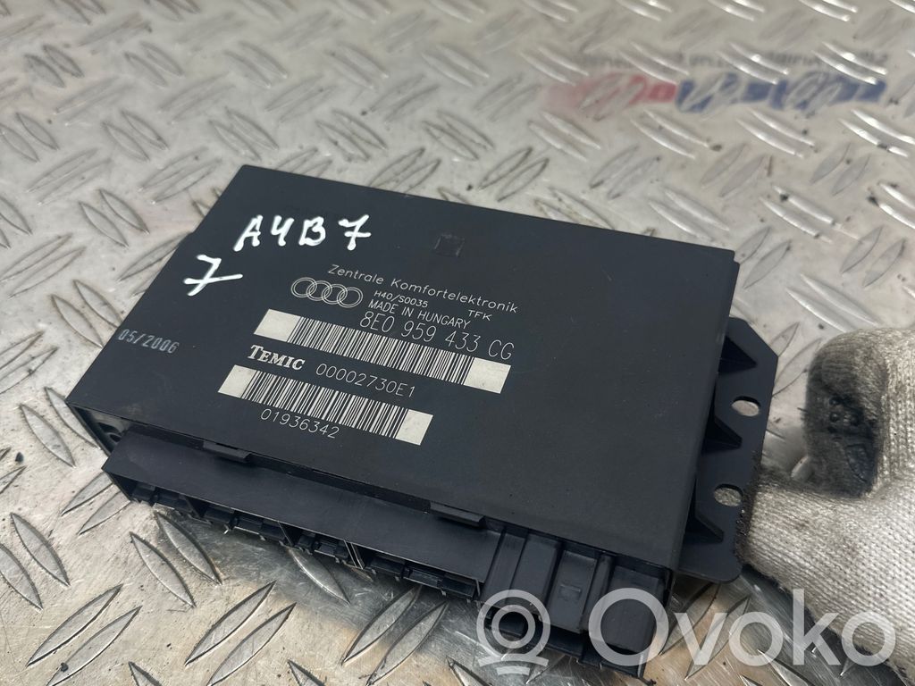 Audi A4 S4 B7 8E 8H Module de contrôle carrosserie centrale 