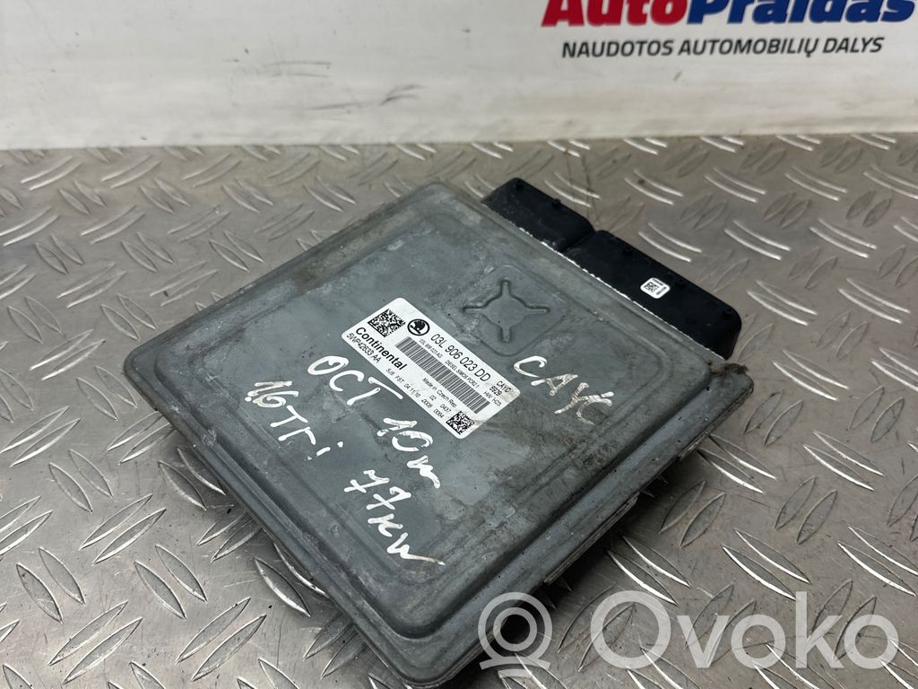 Skoda Octavia Mk2 (1Z) Engine control unit/module 