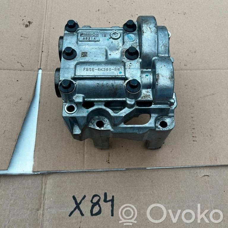 Ford Kuga III Bomba de aceite 