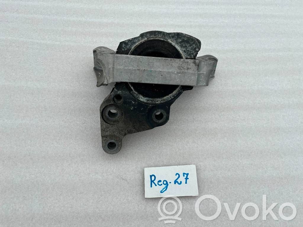 Ford Kuga II Engine mount bracket 