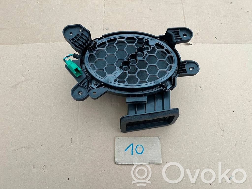 Ford Kuga III Subwoofer 