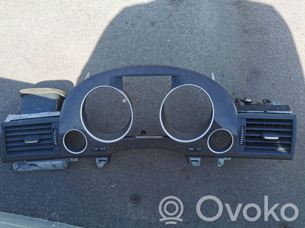 Dashboard trim   4E1857115C