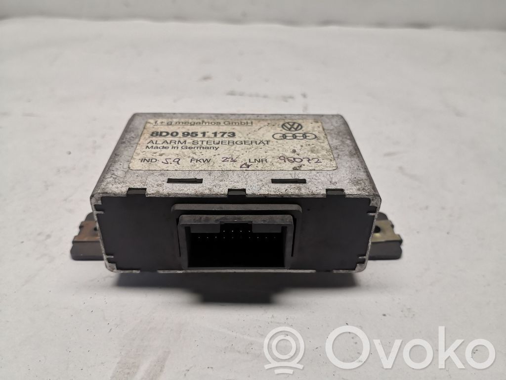 Audi A4 S4 B5 8D Alarm control unit/module 