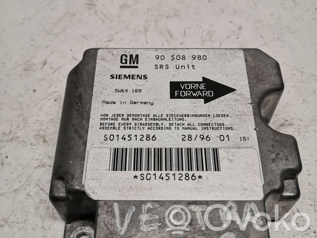 Opel Vectra B Airbag control unit/module 