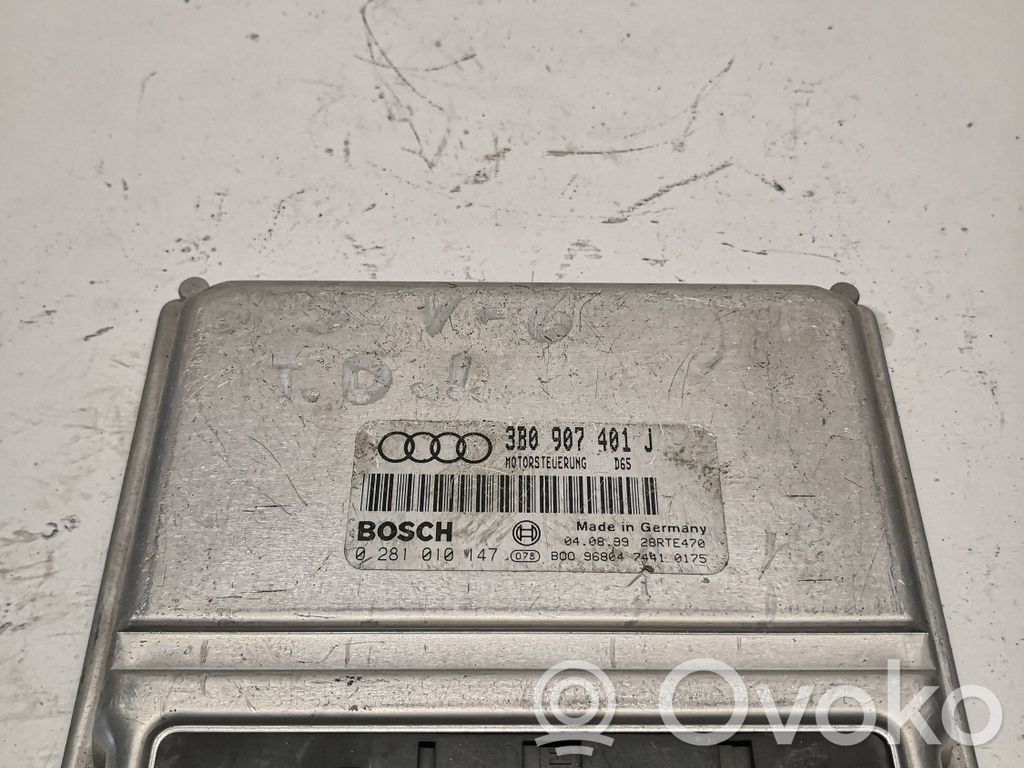 Volkswagen PASSAT B5 Engine control unit/module 