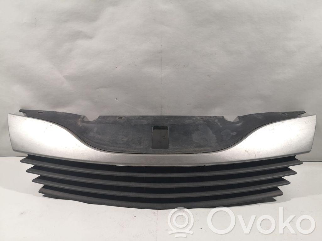 Renault Laguna II Atrapa chłodnicy / Grill 