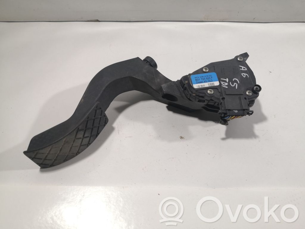 Audi A6 S6 C5 4B Accelerator throttle pedal 