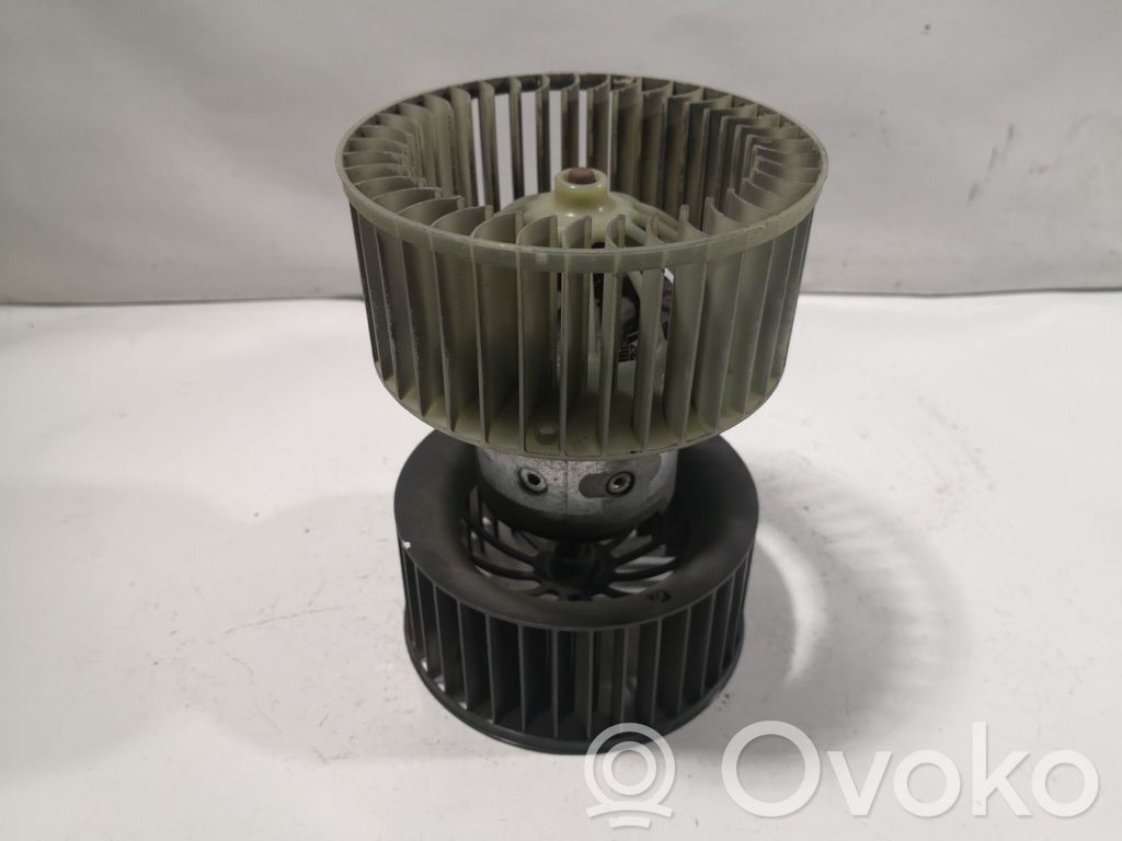 BMW 3 E36 Mazā radiatora ventilators 