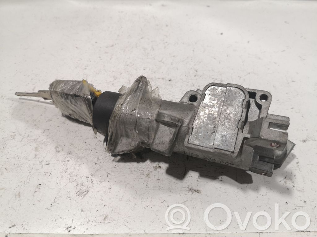 Audi A4 S4 B5 8D Ignition lock 