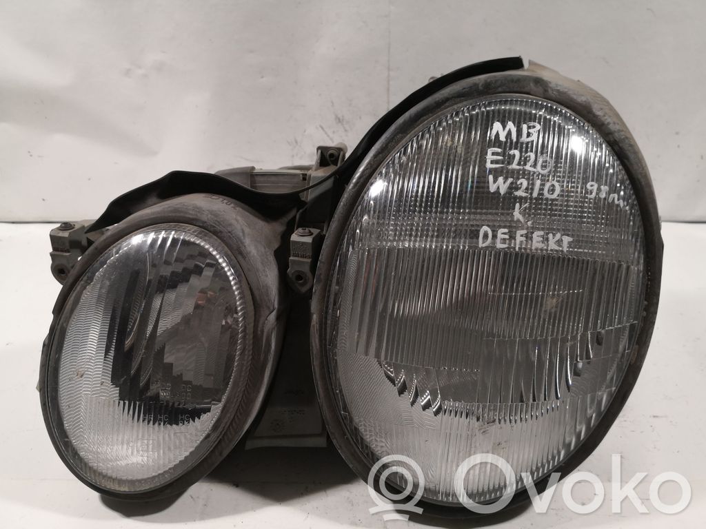 Mercedes-Benz E W210 Faro/fanale 