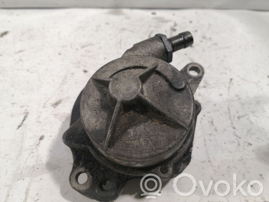 BMW 5 E39 Vacuum pump 
