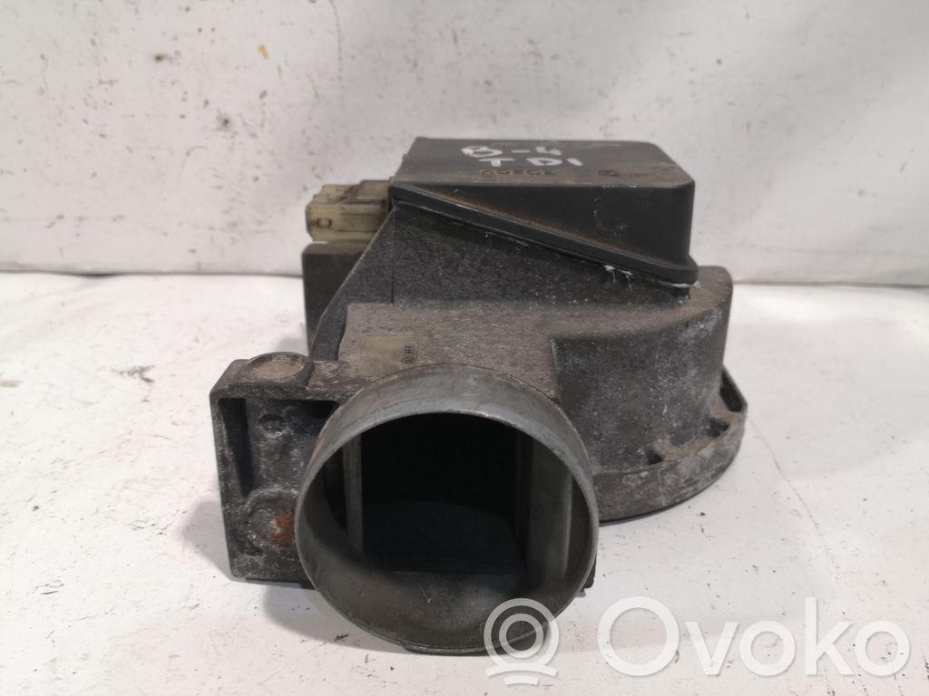 Audi 80 90 S2 B4 Mass air flow meter 