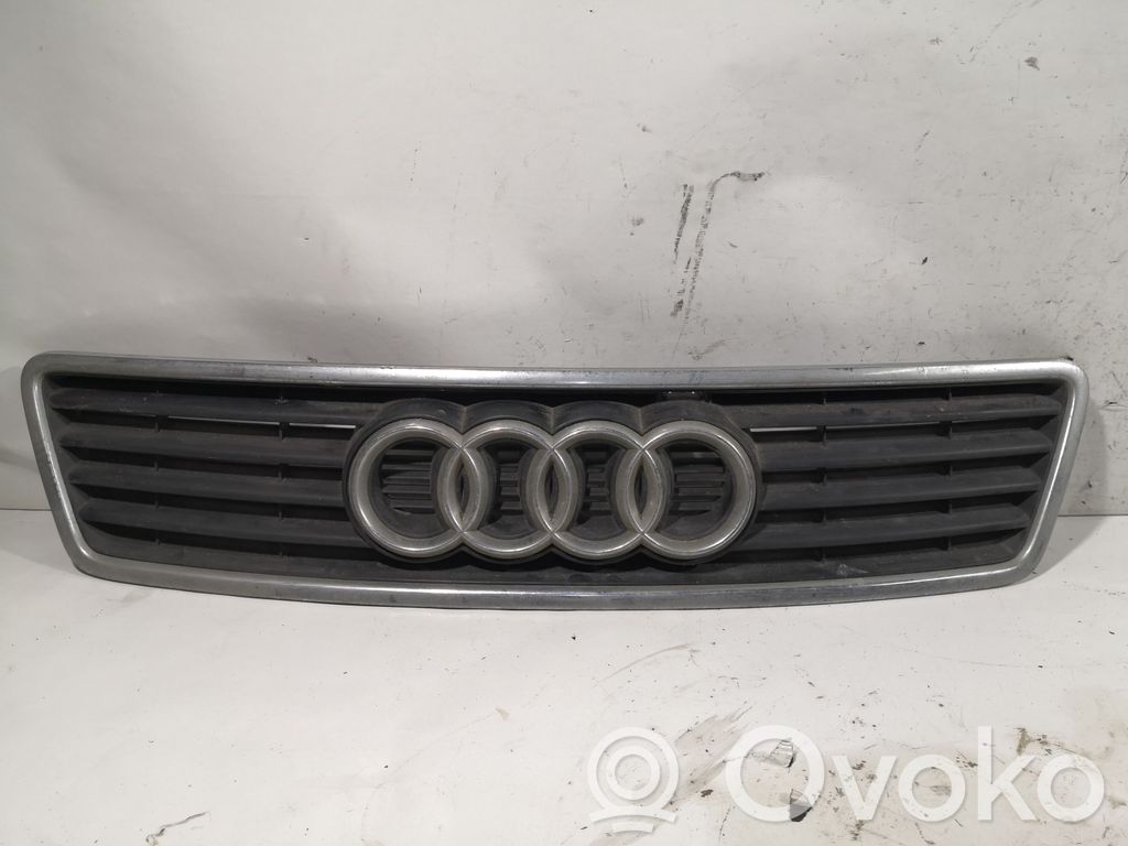 Audi A6 S6 C5 4B Etusäleikkö 