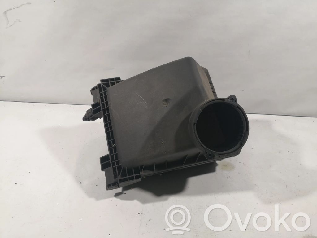 Audi A4 S4 B7 8E 8H Air filter box 