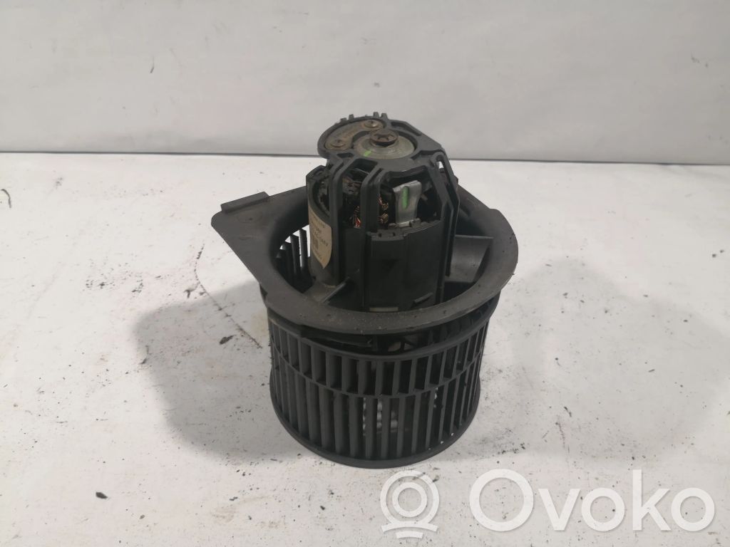 Opel Vectra B Lämmittimen puhallin 