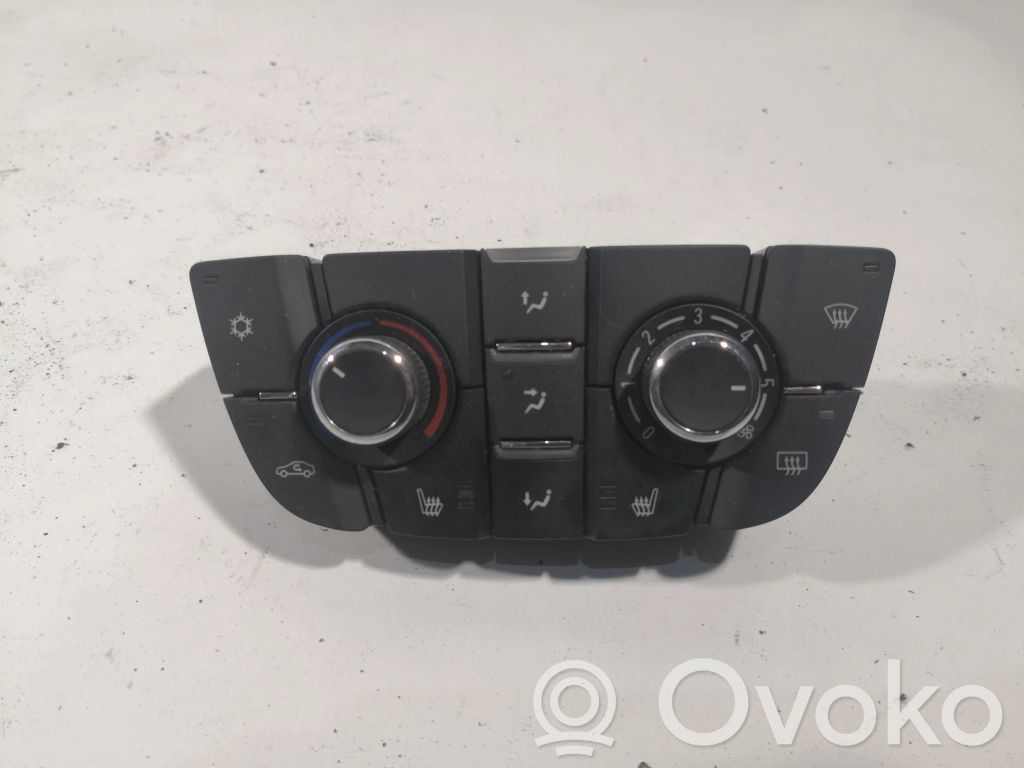 Opel Astra J Climate control unit 