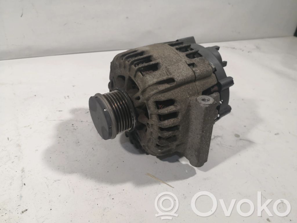 Opel Astra J Generator/alternator 